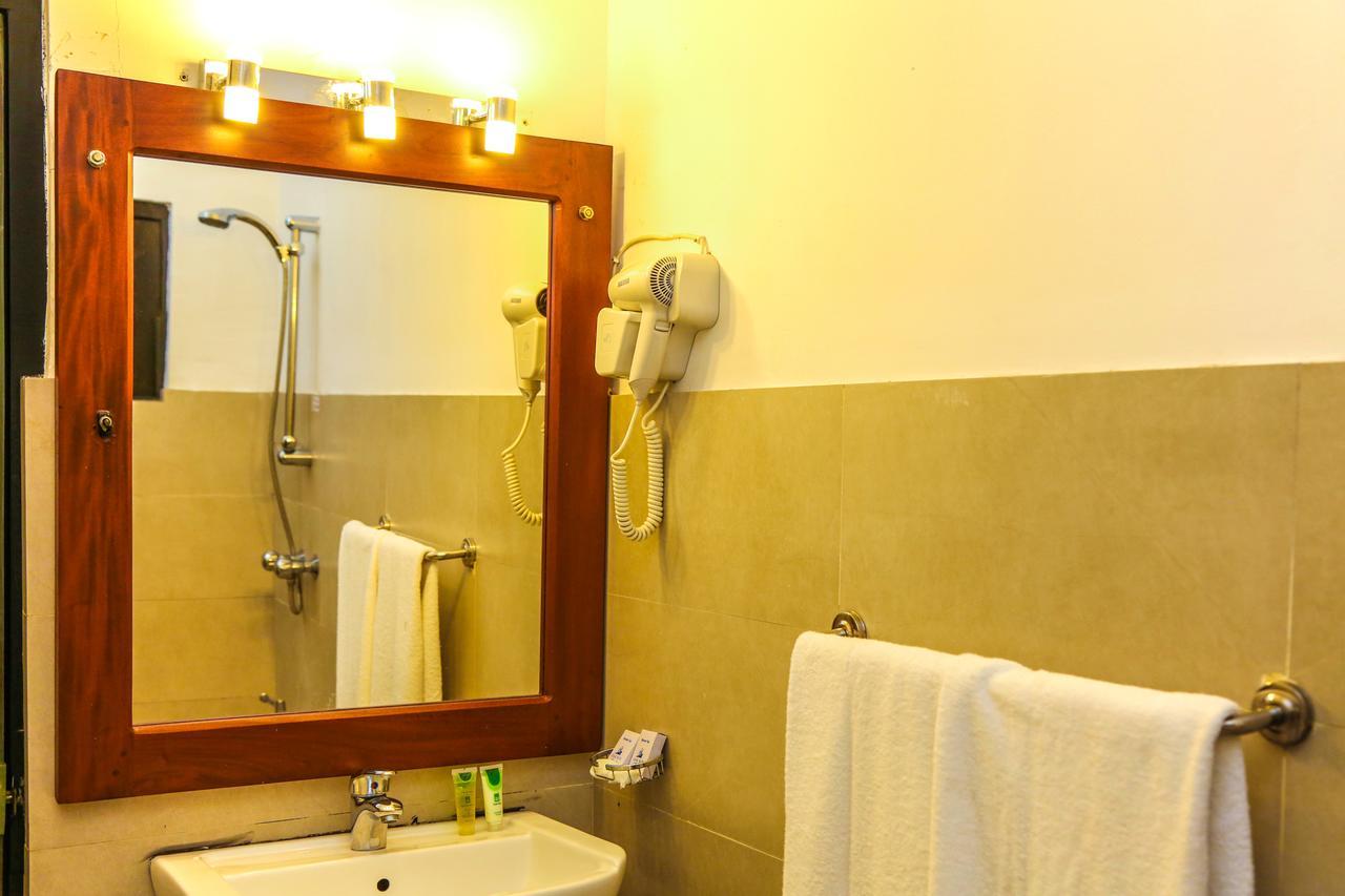 Oak Ray City Hotel Kandy Luaran gambar