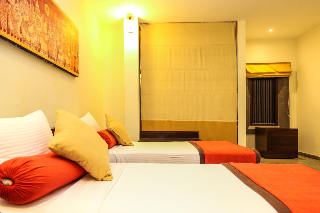 Oak Ray City Hotel Kandy Luaran gambar