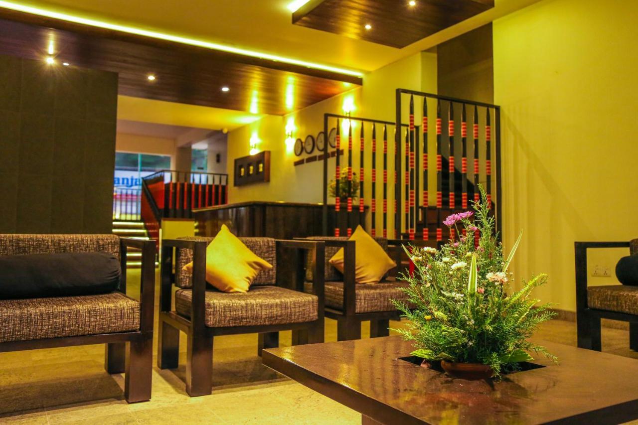 Oak Ray City Hotel Kandy Luaran gambar