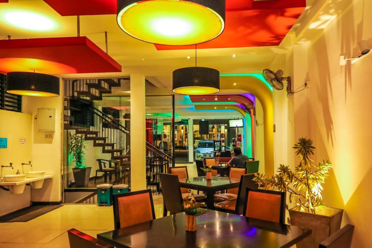 Oak Ray City Hotel Kandy Luaran gambar