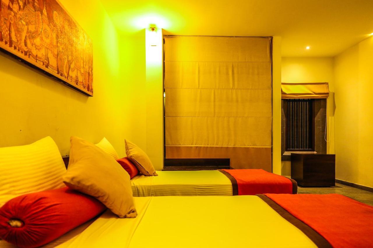 Oak Ray City Hotel Kandy Luaran gambar